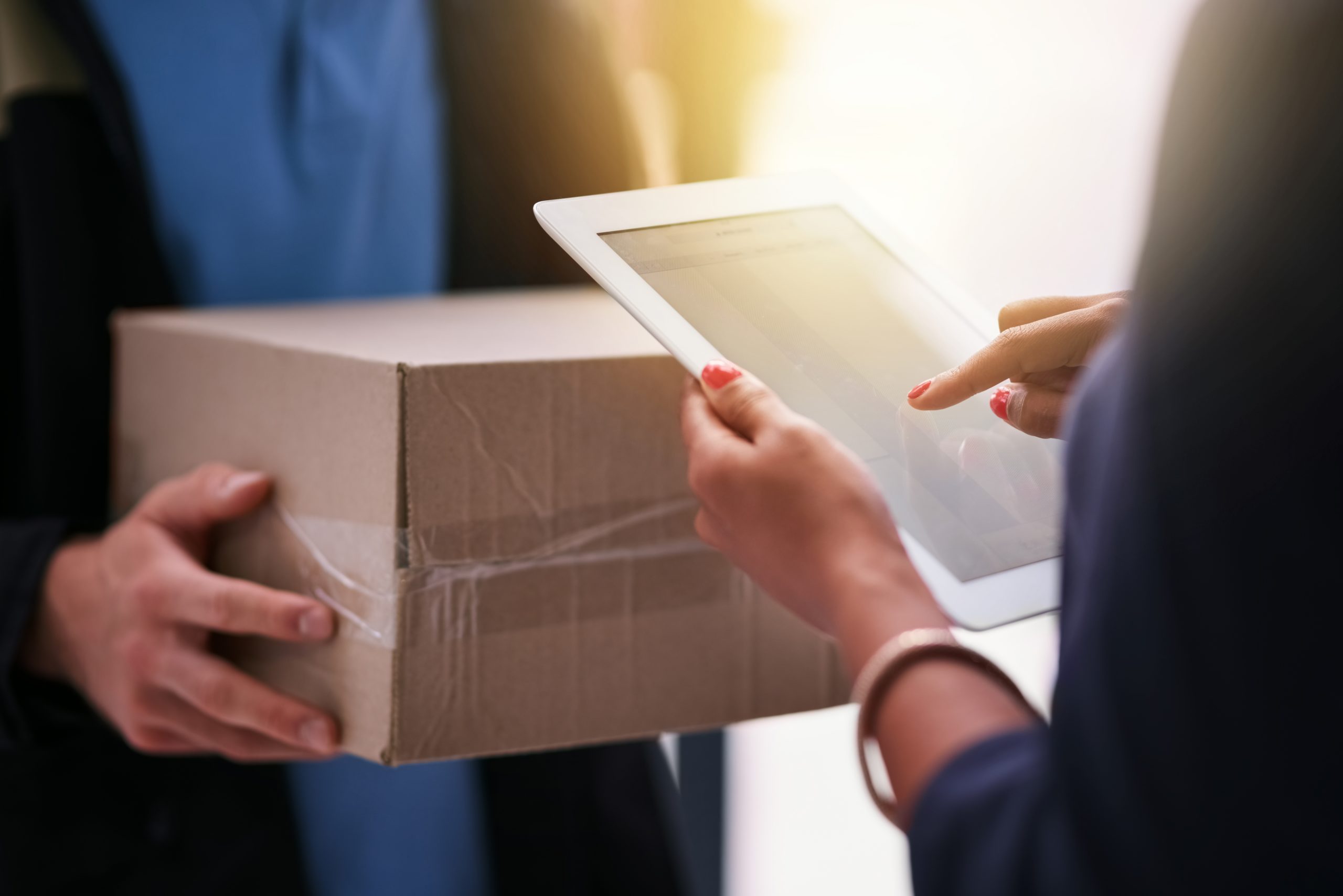The workforce is mobile. Make it easier for employees to get packages by utilizing a mailroom management software.